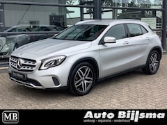 Mercedes-Benz GLA-Klasse - 180 Premium, automaat, navi, led verlichting, zeer net,