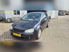 Volkswagen Golf - 1.6 Trendline