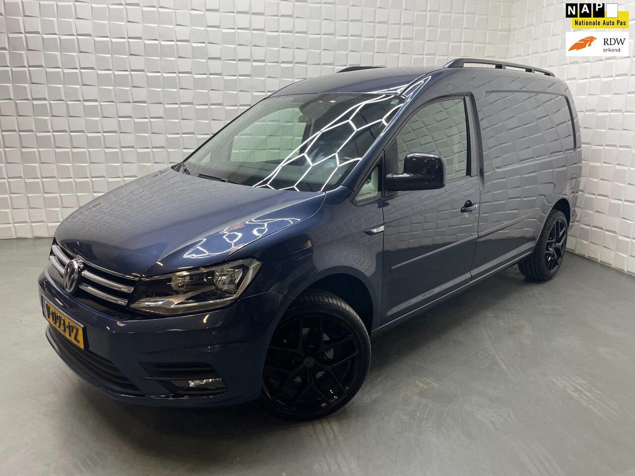 Volkswagen Caddy Maxi - 2.0 TDI L2H1 BMT Highline AUTOMAAT - AutoWereld.nl