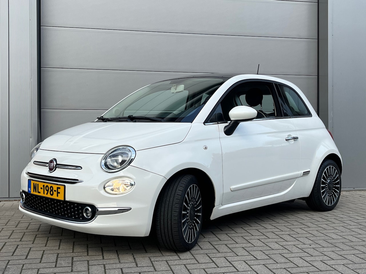 Fiat 500 - 0.9 TwinAir Turbo Lounge lage km stand - AutoWereld.nl