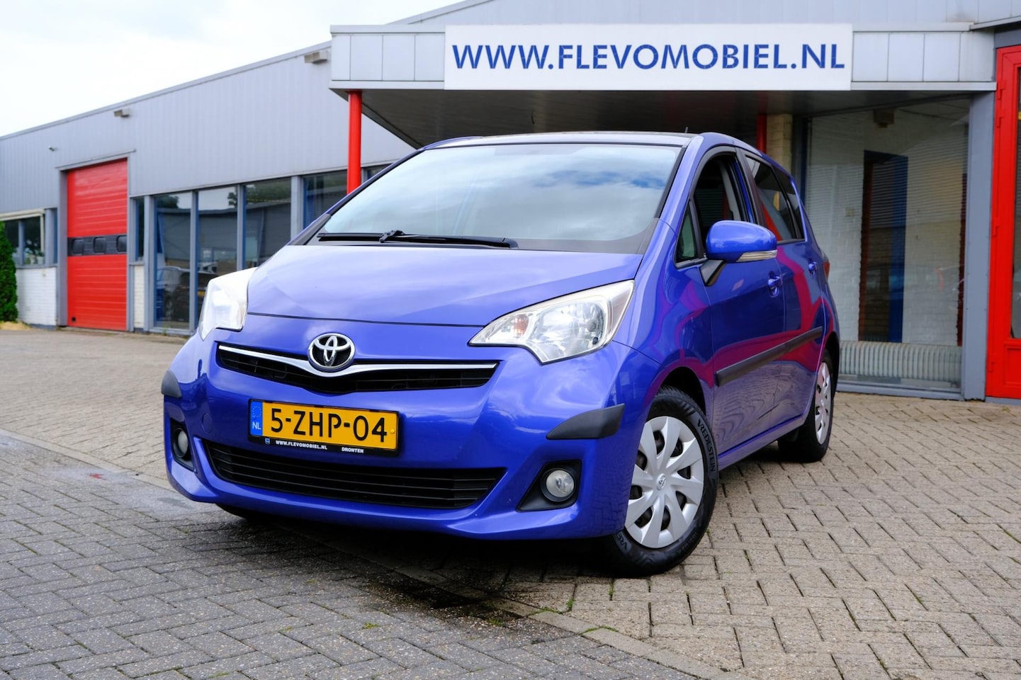 Toyota Verso S - 1.3 VVT-i Aspiration 5-Drs Clima|Cam|Trekhaak - AutoWereld.nl