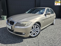 BMW 3-serie - 320i High Executive