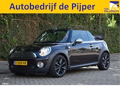 MINI Cabrio - 1.6 Cooper Chili, BOEKJES, NAP EN ONDERHOUDSHISTORIE Open dak { Navi { radio/cd speler { D