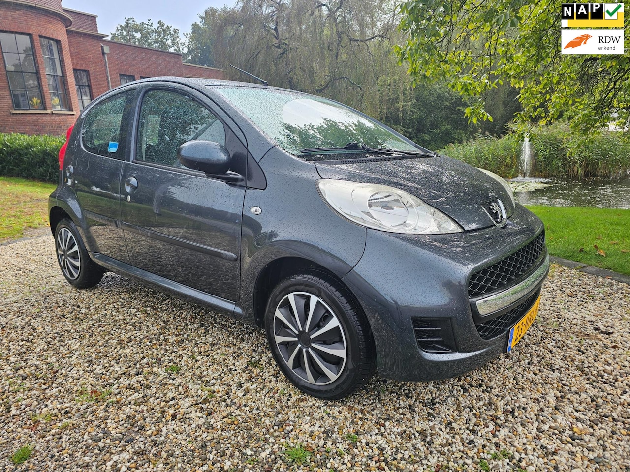 Peugeot 107 - 1.0-12V XS 5-deurs *apk:08-2025* - AutoWereld.nl