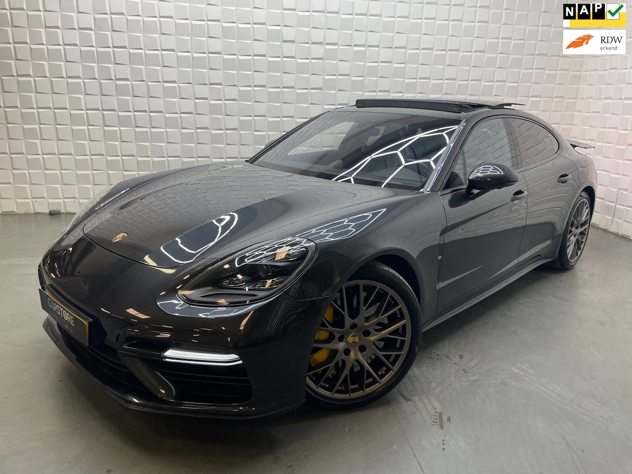 Porsche Panamera - 4.0 Turbo S E-Hybrid 680PK PANO BOSE NAP - AutoWereld.nl