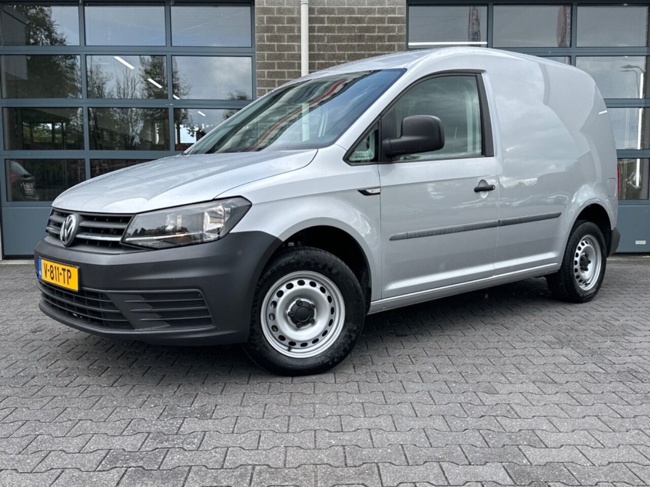 Volkswagen Caddy - 2.0 TDI L1H1 BMT Trendline | NAVI | BLUETOOTH | - AutoWereld.nl