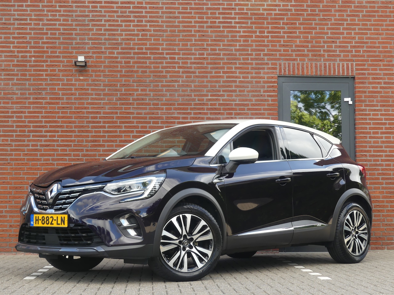 Renault Captur - 1.3 TCe 130 Initiale Paris - AutoWereld.nl