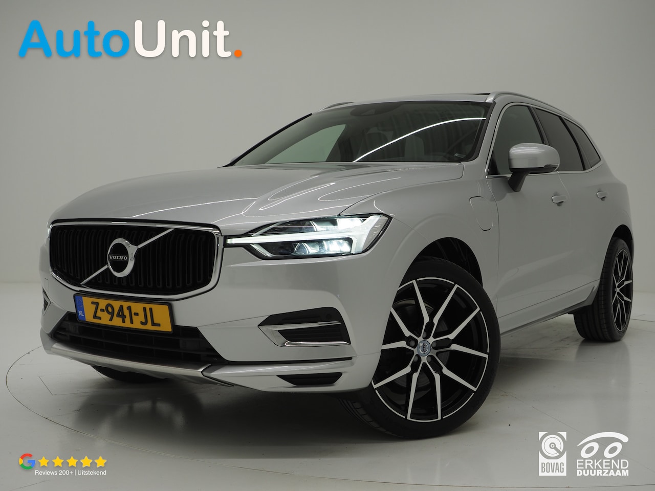 Volvo XC60 - 2.0 T8 Twin Engine AWD | Styling Pack | Panoramadak | Camera | Leder - AutoWereld.nl