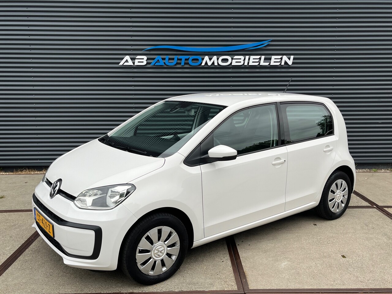 Volkswagen Up! - 1.0 BMT move up! 5 DEURS/ BLUETOOTH/ LED VERL - AutoWereld.nl