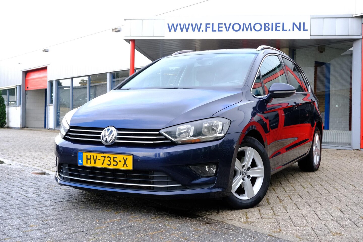 Volkswagen Golf Sportsvan - 1.2 TSI Highline Clima|Cam|LMV|DAB - AutoWereld.nl