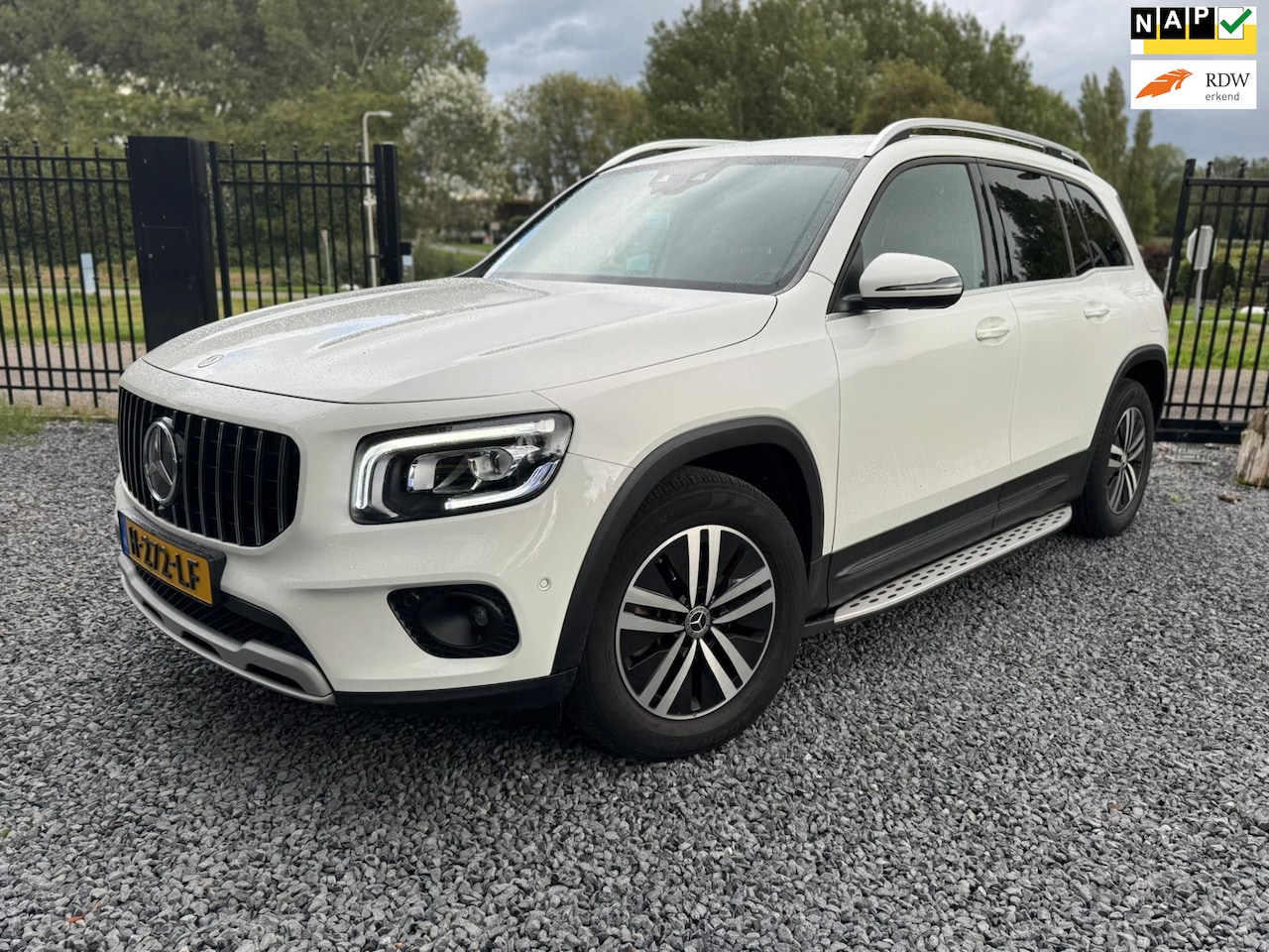 Mercedes-Benz GLB - 200 Advantage / Camera / NAP / Stoelverwarming / - AutoWereld.nl