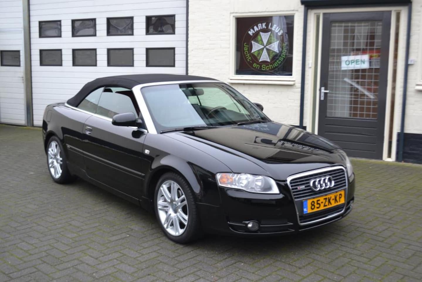 Audi A4 Cabriolet - 2.0 TDI Pro S Line /Tiptr. Autom./Navi / Leder Sport - AutoWereld.nl