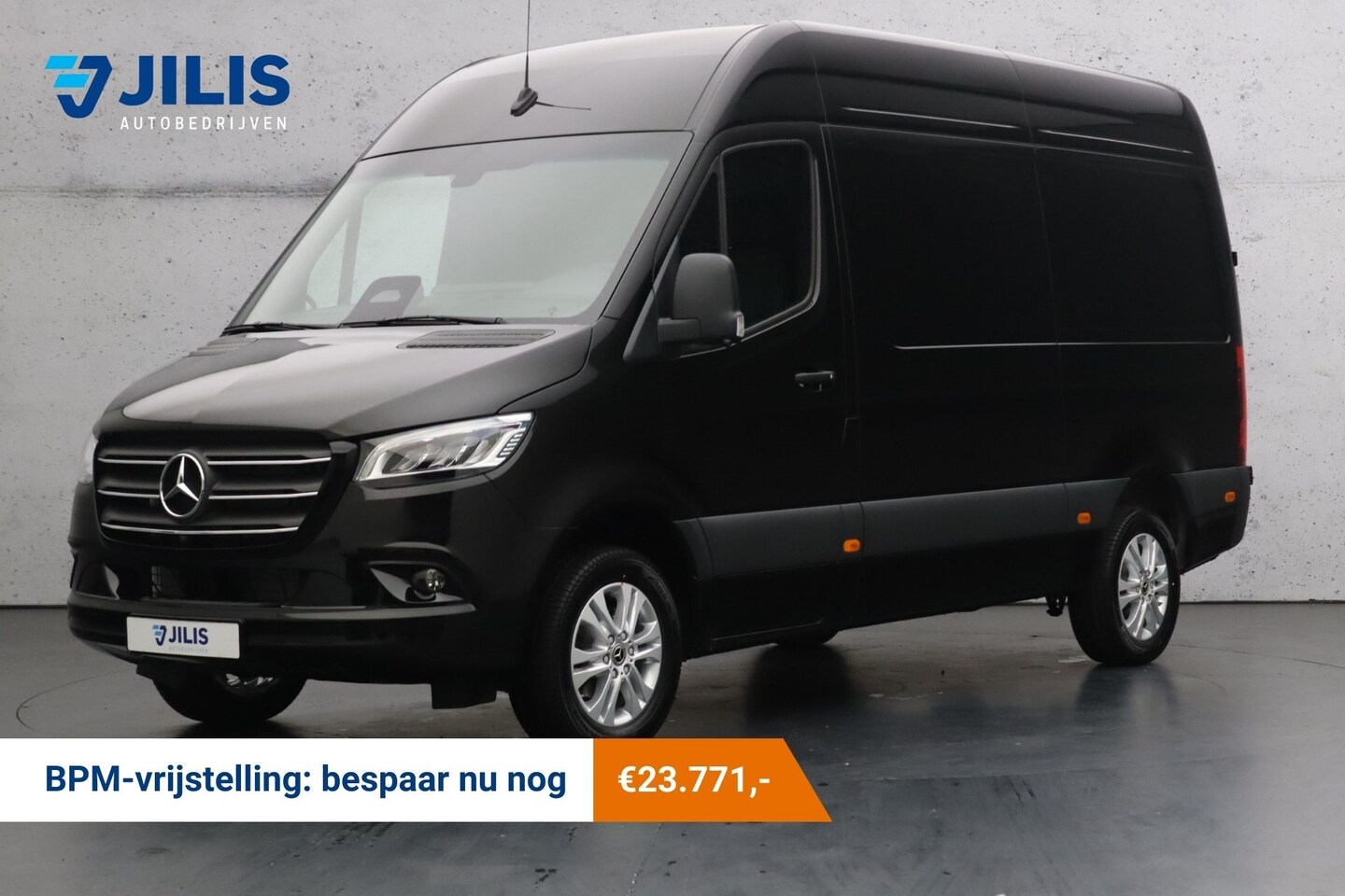 Mercedes-Benz Sprinter - 319 L2H2 RWD Automaat | 3,5T Trekhaak | 360 camera | LED | Navigatie | Stoelverwarming - AutoWereld.nl