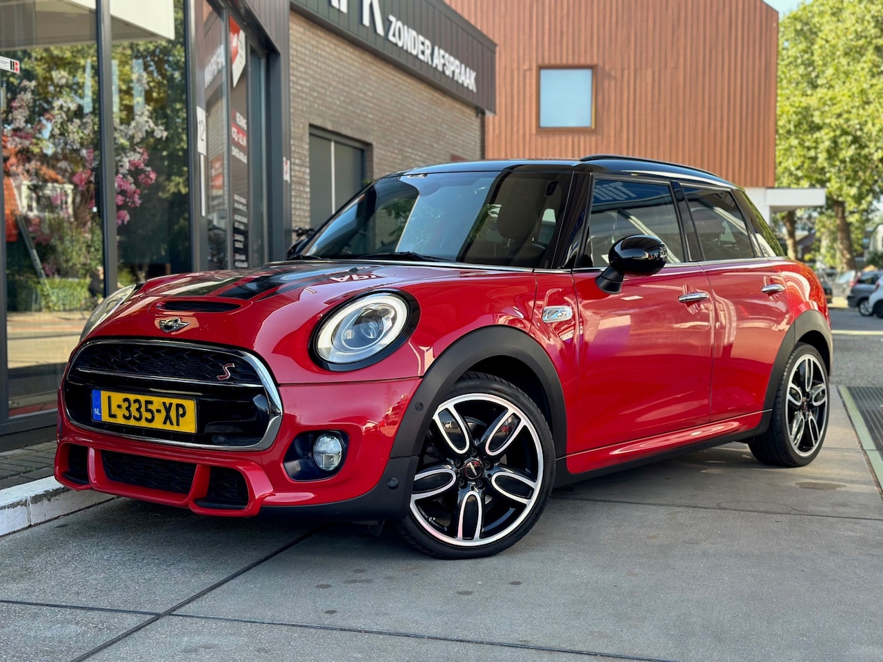 MINI Cooper S - Mini 2.0 Pepper Serious Business - AutoWereld.nl