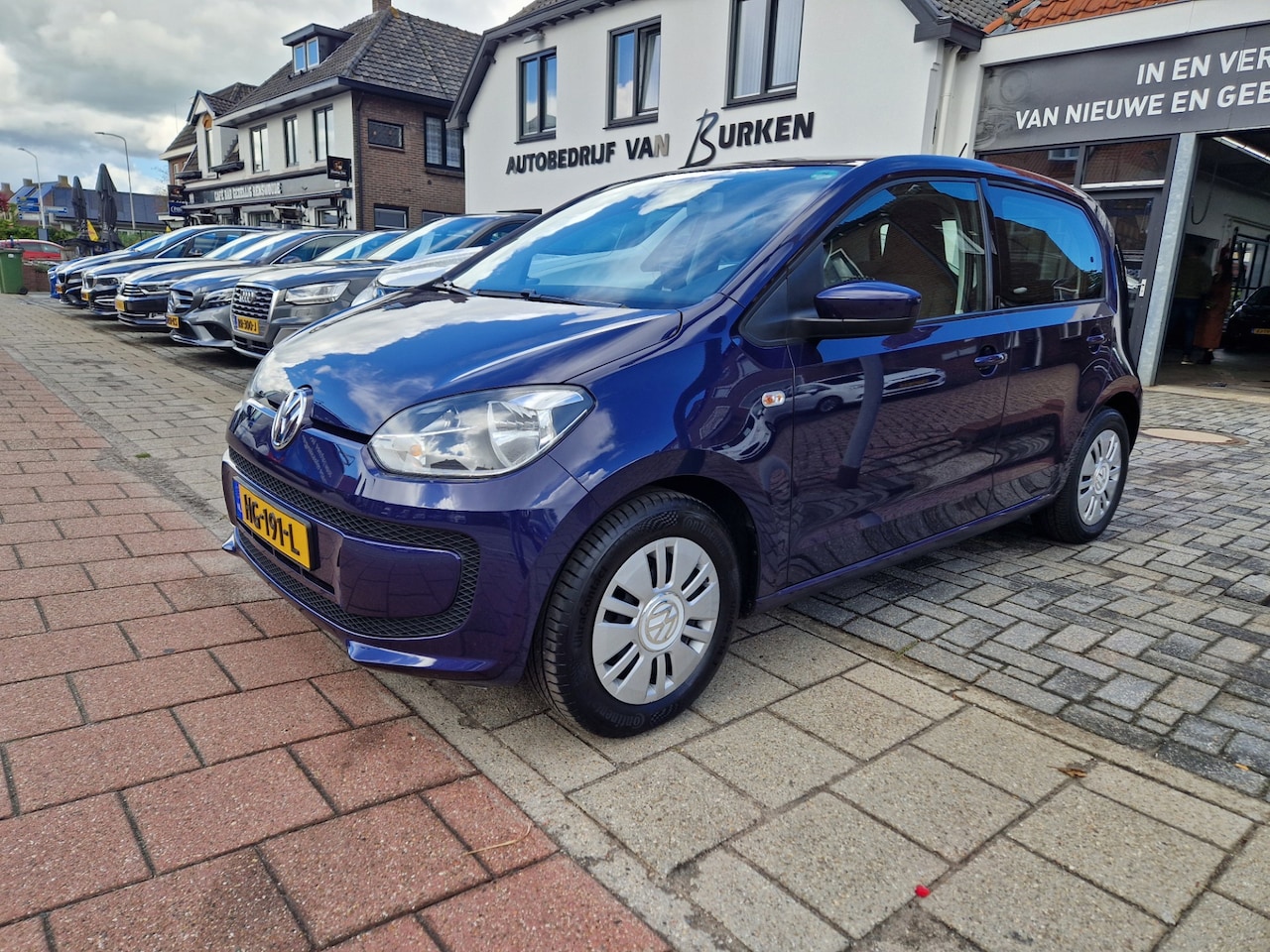 Volkswagen Up! - 1.0 move up! BlueMotion automaat, Navigatie,Airco,Cruise control,Parkeersensoren - AutoWereld.nl