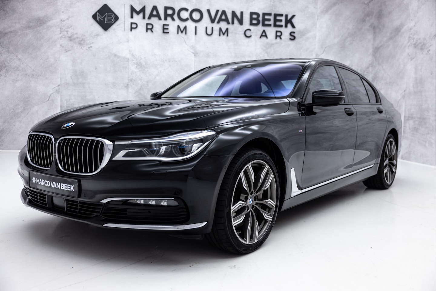 BMW 7-serie - 750i xDrive High Executive | M-Sport | Schuifdak | Stoelventilatie | Head-Up - AutoWereld.nl