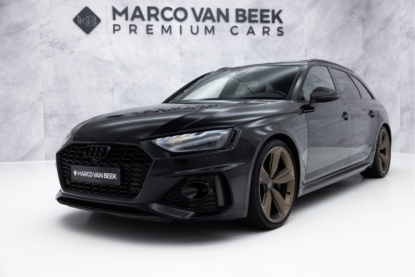 Audi RS4 - Avant 2.9 TFSI Quattro Bronze Edition | Pano | Carbon | RS-Stoel | Audi Exclusive - AutoWereld.nl