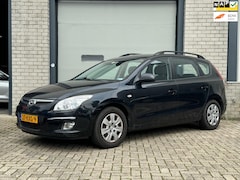 Hyundai i30 CW - 1.6i Dynamic AIRCO/NAP