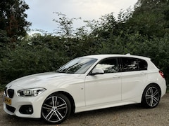 BMW 1-serie - 118i Edition M Sport Shadow Exe / Automaat / LED