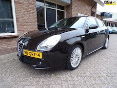 Alfa Romeo Giulietta - 1.4 T Distinctive Automaat