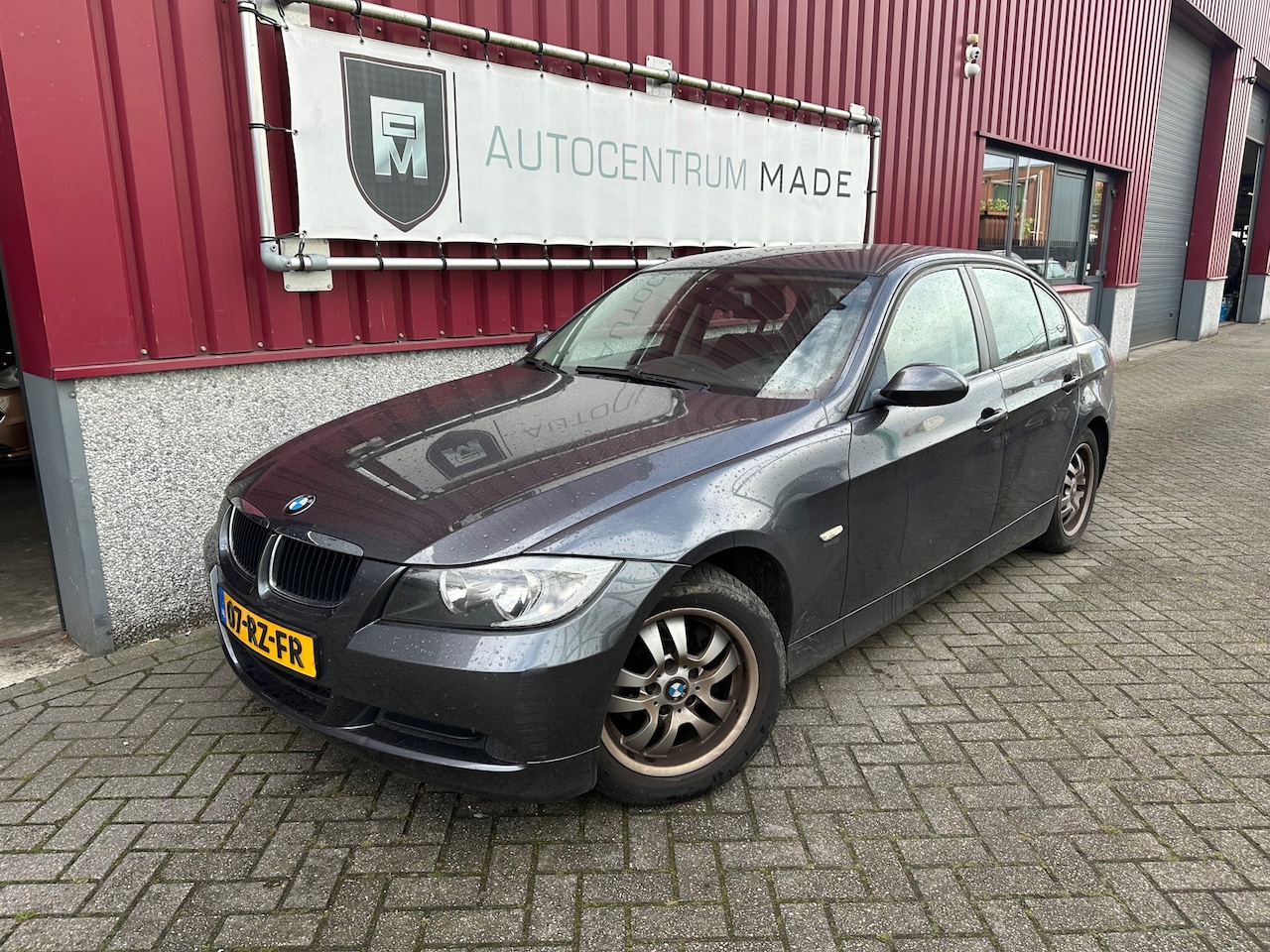 BMW 3-serie - 318i Dynamic Executive // Automaat // TIK IN DE MOTOR // - AutoWereld.nl