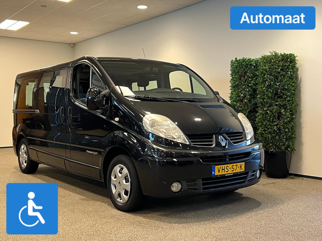 Renault Trafic - L2H1 Rolstoelbus Automaat (airco) - AutoWereld.nl