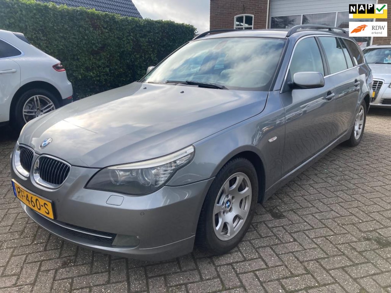 BMW 5-serie Touring - 5EHR 525i Executive Bj 2009, APK TOT 04-2025, Clima, Cruise Pdc, inruil is mogelijk - AutoWereld.nl