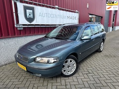 Volvo V70 - 2.4 Comfort Line // Nette auto // Clima //