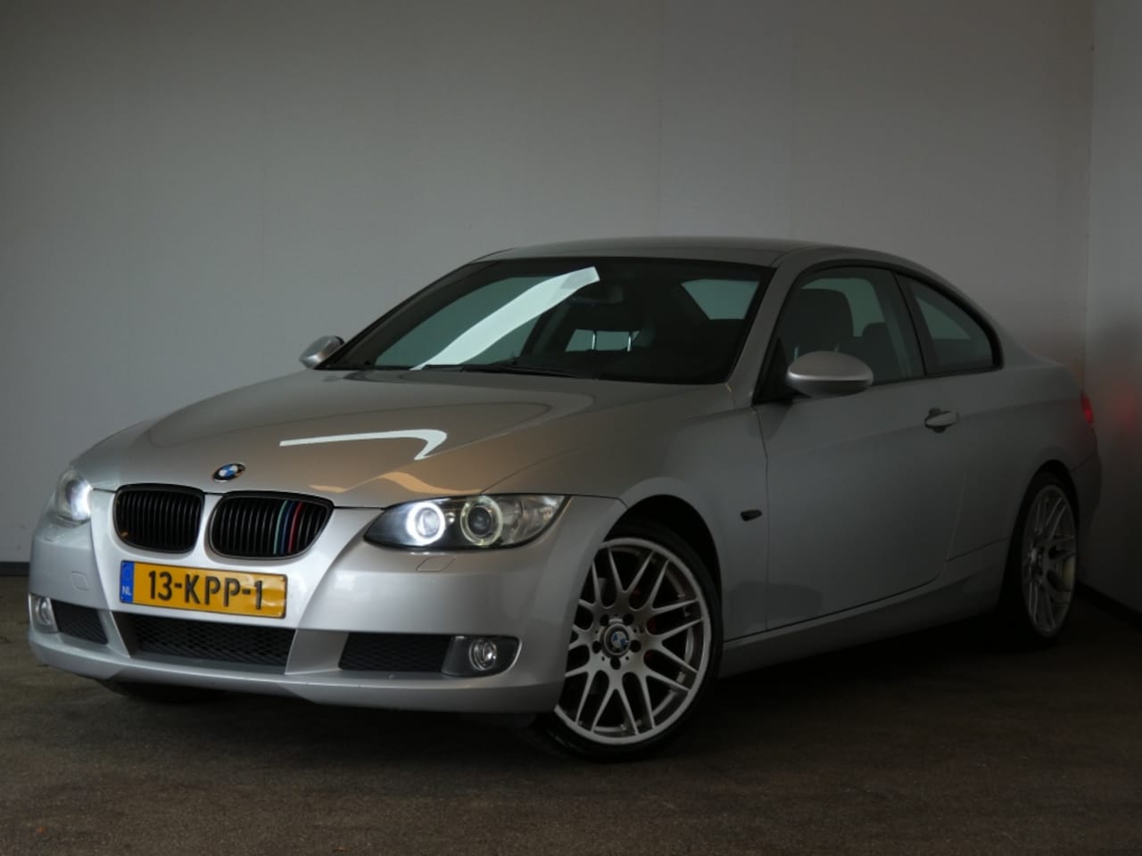 BMW 3-serie Coupé - 320i Corp.Lease Exec Nwe APK NAVI - AutoWereld.nl