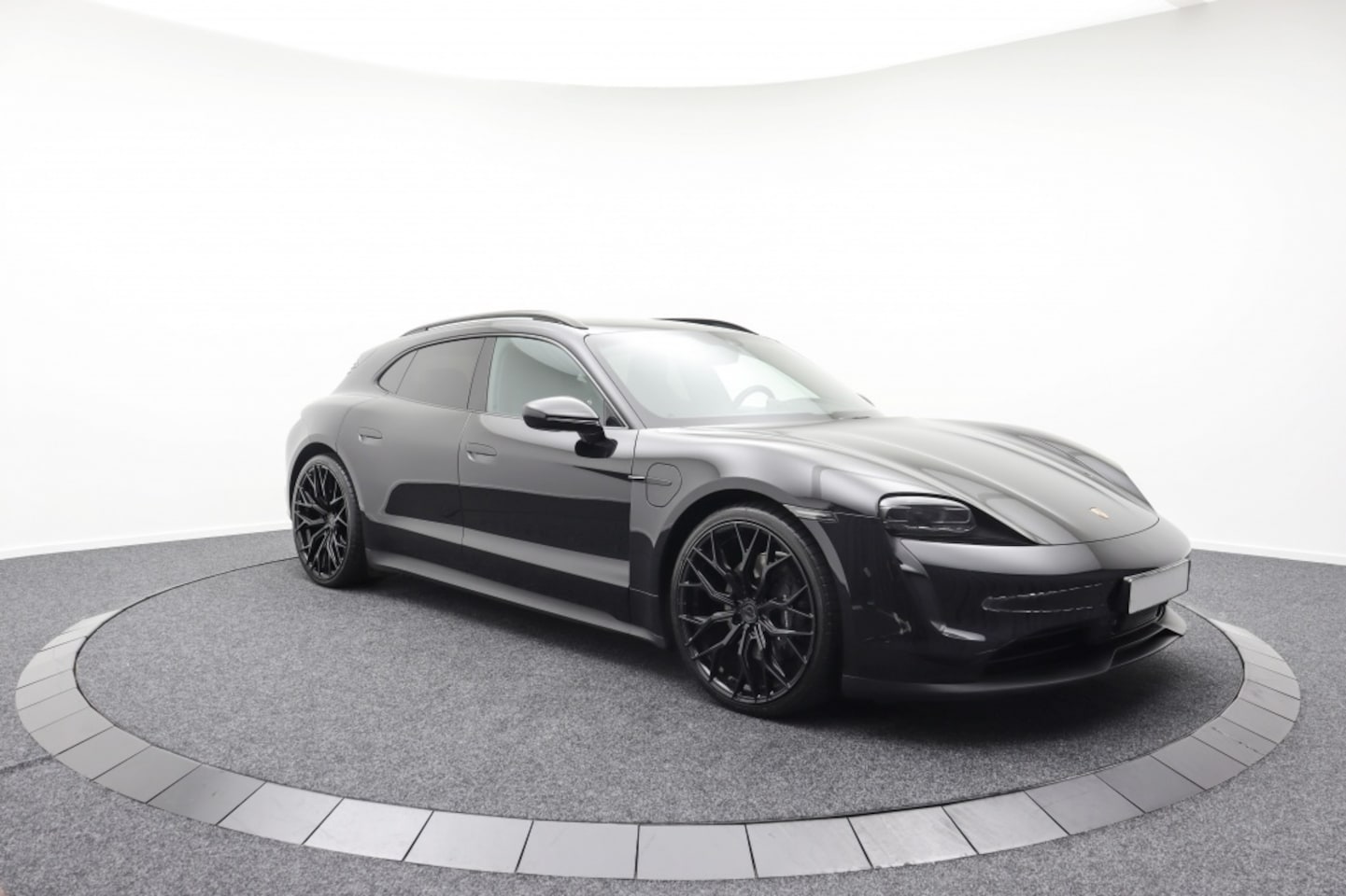 Porsche Taycan Sport Turismo - Performance | 84kWh | Sport Chrono | 22'' Concaver - AutoWereld.nl