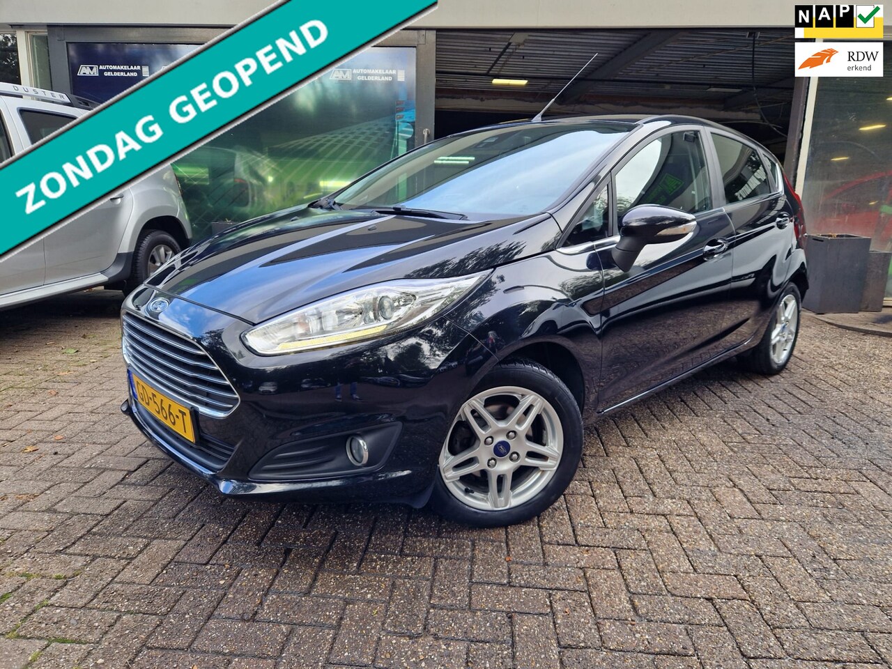 Ford Fiesta - 1.0 EcoBoost Titanium | 2E EIGENAAR | 12 MND GARANTIE | NAVI | CRUISE | NL AUTO | - AutoWereld.nl