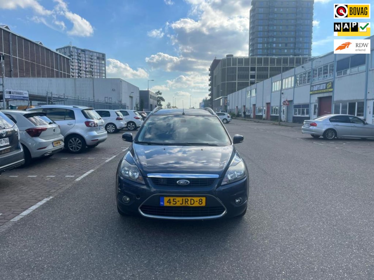 Ford Focus Wagon - 1.8 Titanium Flexi Fuel 1.8 Titanium Flexi Fuel - AutoWereld.nl