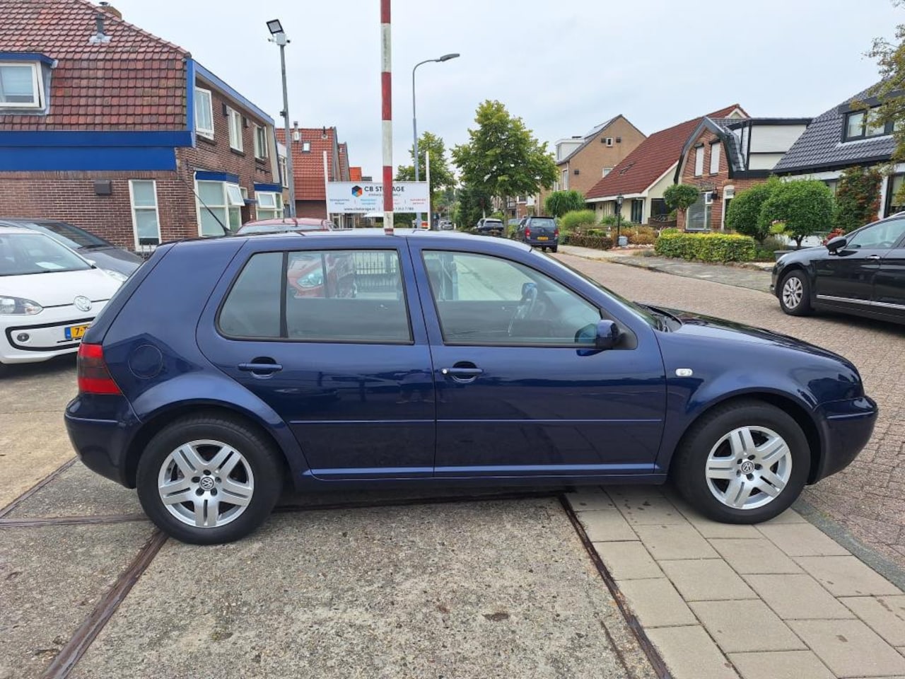 Volkswagen Golf - 1.6-16V Sportline climate | Cruise |Apk 9-2025|NAP! - AutoWereld.nl