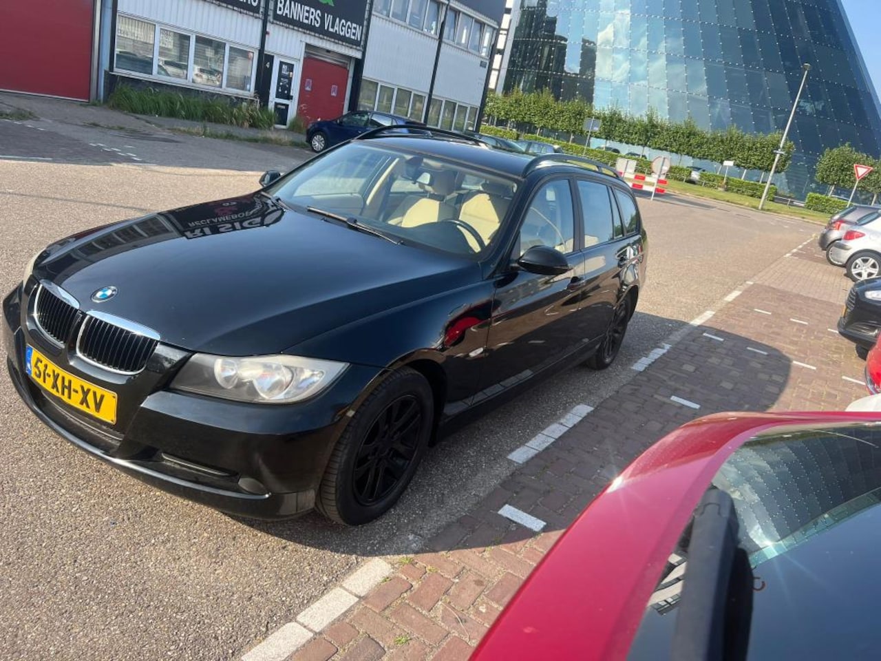 BMW 3-serie Touring - 318i 318i - AutoWereld.nl