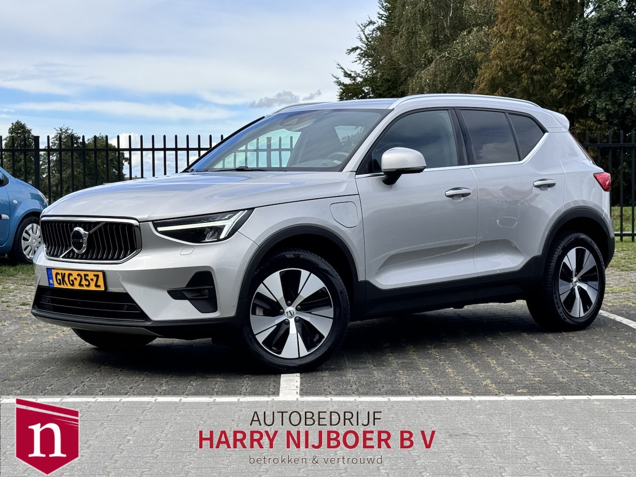 Volvo XC40 - 1.5 T4 Recharge Core Bright Carplay / DAB / Parkeer Assistent / Navigatie - AutoWereld.nl