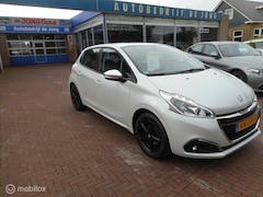 Peugeot 208 - 1.2 PureTech Blue Lion 5d TREKHAAK+PARELMOER