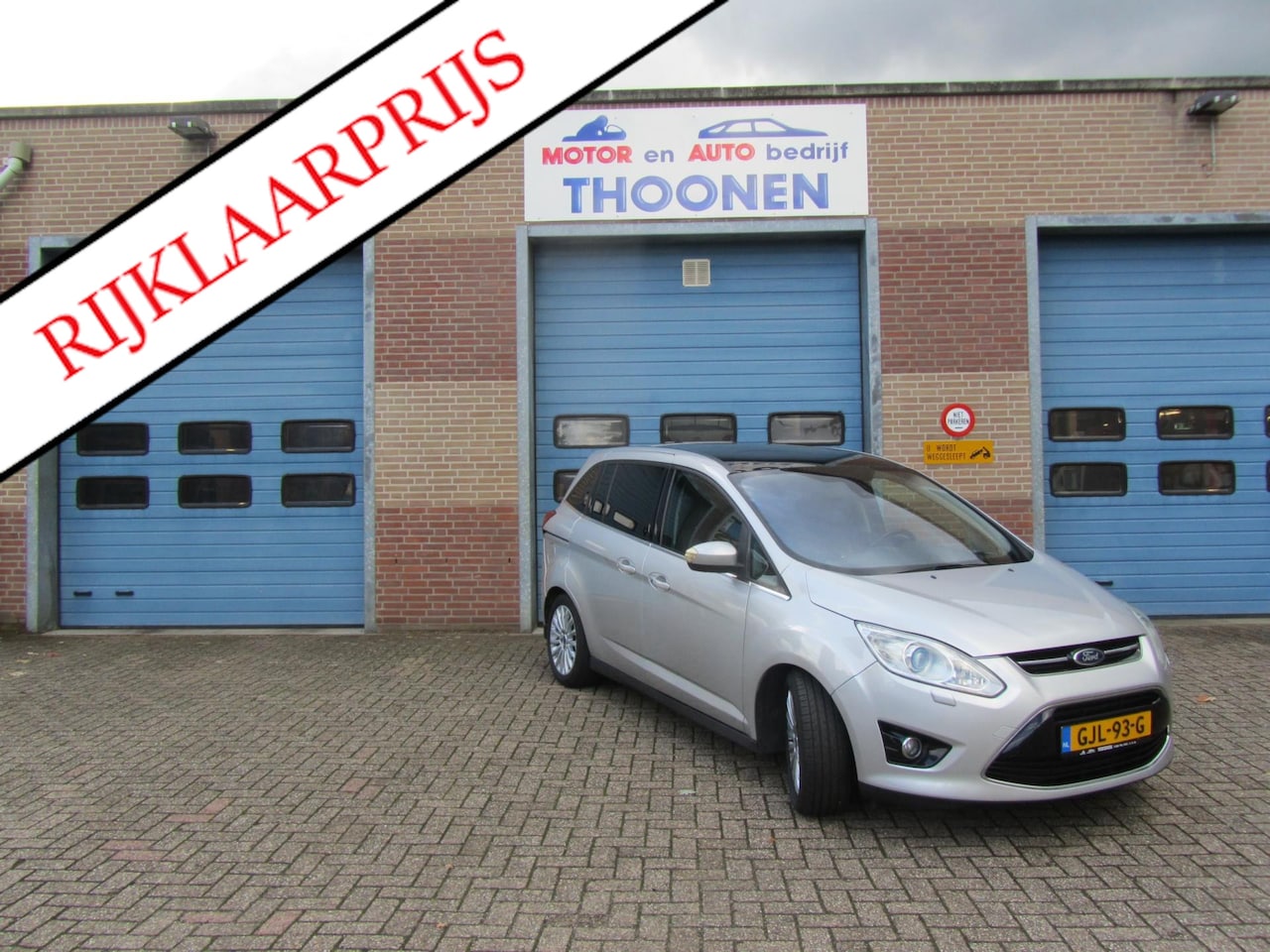 Ford Grand C-Max - 1.6 SCTi Titanium|5 deurs|boordcomputer|isofix|telefoonvoorbereiding|stoelverwarming|panor - AutoWereld.nl