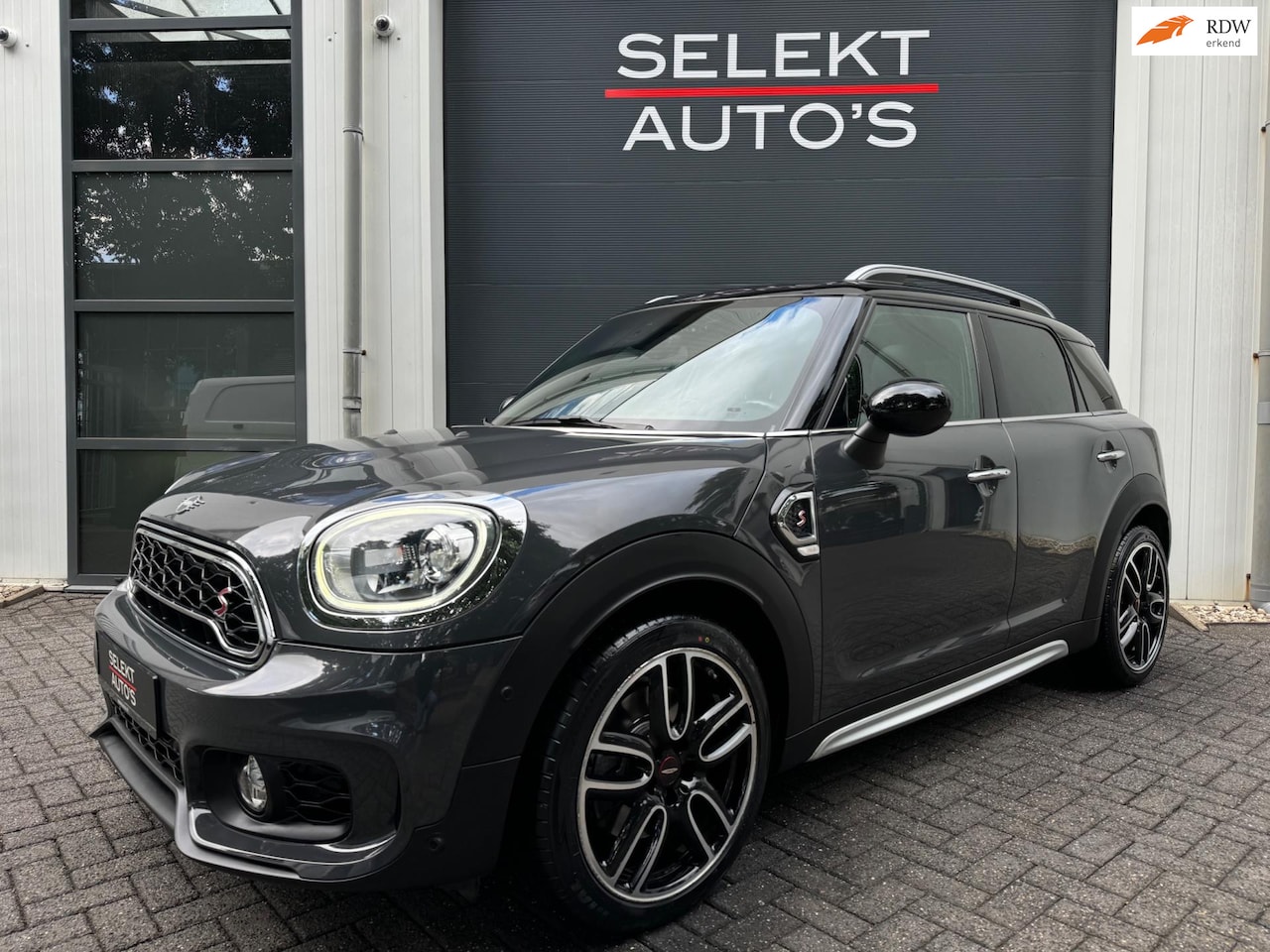 MINI Countryman - Mini 2.0 Cooper S 192 Pk JCW NAP Pano/Leder/LED/Navi/19 Inch/Cruise/Climate/Head Up/Memory - AutoWereld.nl