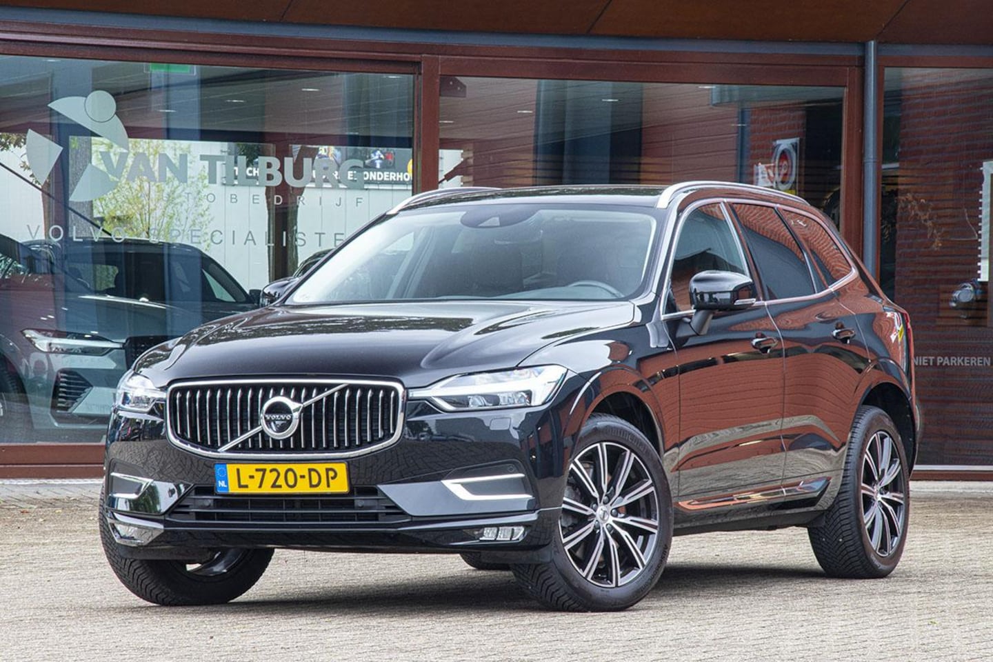 Volvo XC60 - 2.0 B4 AWD Inscription 2.0 B4 AWD Inscription - AutoWereld.nl