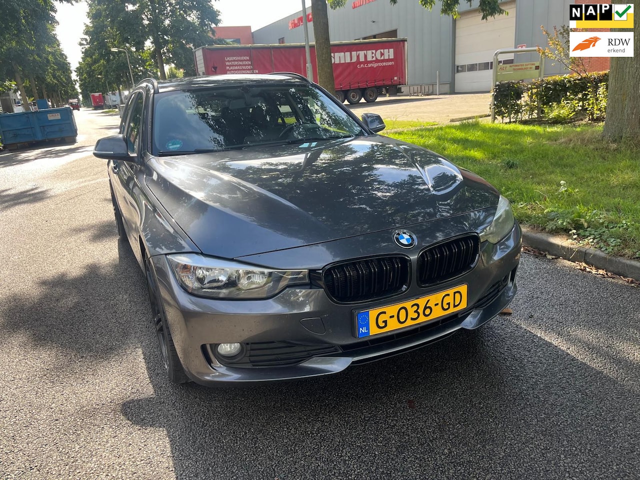 BMW 3-serie Touring - 316d High Executive Last Minute Edition eerste eigenaar - AutoWereld.nl