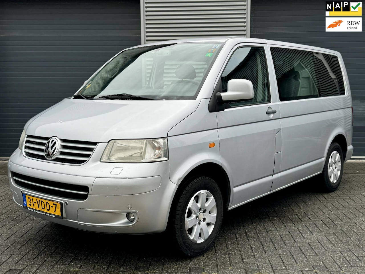 Volkswagen Transporter - 2.5 TDI 300 Highline Silver Edition DC Airco/Cruise/Leder - AutoWereld.nl