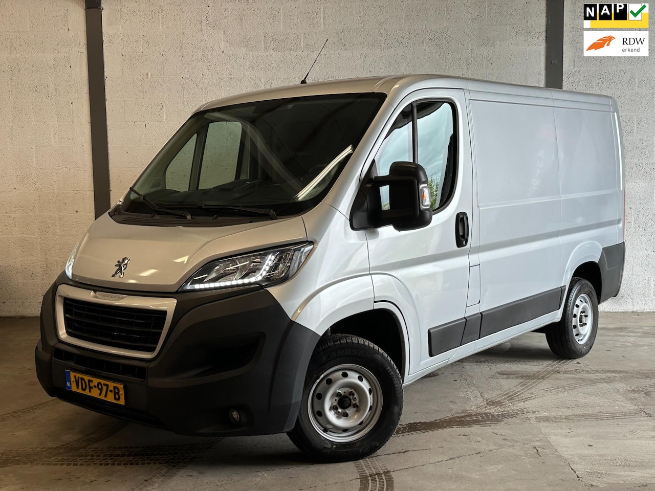 Peugeot Boxer - 330 2.0 BlueHDI L1H1 Premium Pack Navi|Camera|Cruise|Airco| EX BTW !! - AutoWereld.nl