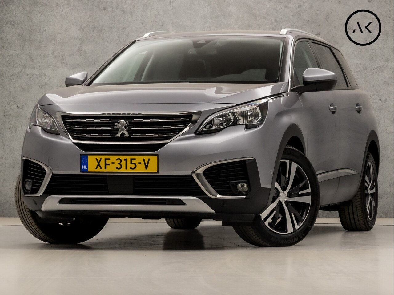 Peugeot 5008 - 1.2 PureTech Deluxe 7 Persoons (APPLE CARPLAY, GROOT NAVI, 360 CAMERA, DIGITALE COCKPIT, L - AutoWereld.nl