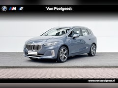 BMW 2-serie Active Tourer - 220i Luxury Line | Trekhaak | Parking Pack Plus |