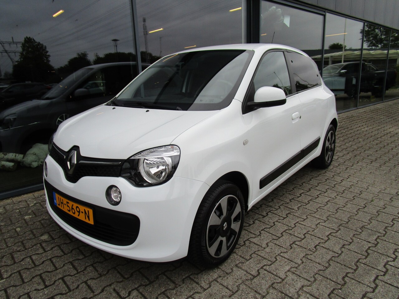 Renault Twingo - 1.0 SCe Collection Airco - AutoWereld.nl