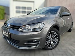 Volkswagen Golf - 1.2 TSI Trendline met comfortpakket / AFNEEMBARE TREKHAAK / CARPLAY / PDC / CRUISE CONTROL