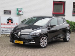 Renault Clio - TCe 90pk Limited/ Trekhaak/ Keyless entry/ Navigatie/ Parkeersensoren/ Lichtmetalen velgen