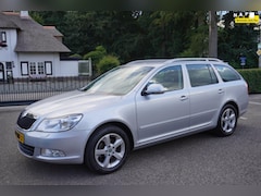 Skoda Octavia Combi - 1.2 TSI Elegance Business Line Airco Navi Trekhaak Lm Velgen