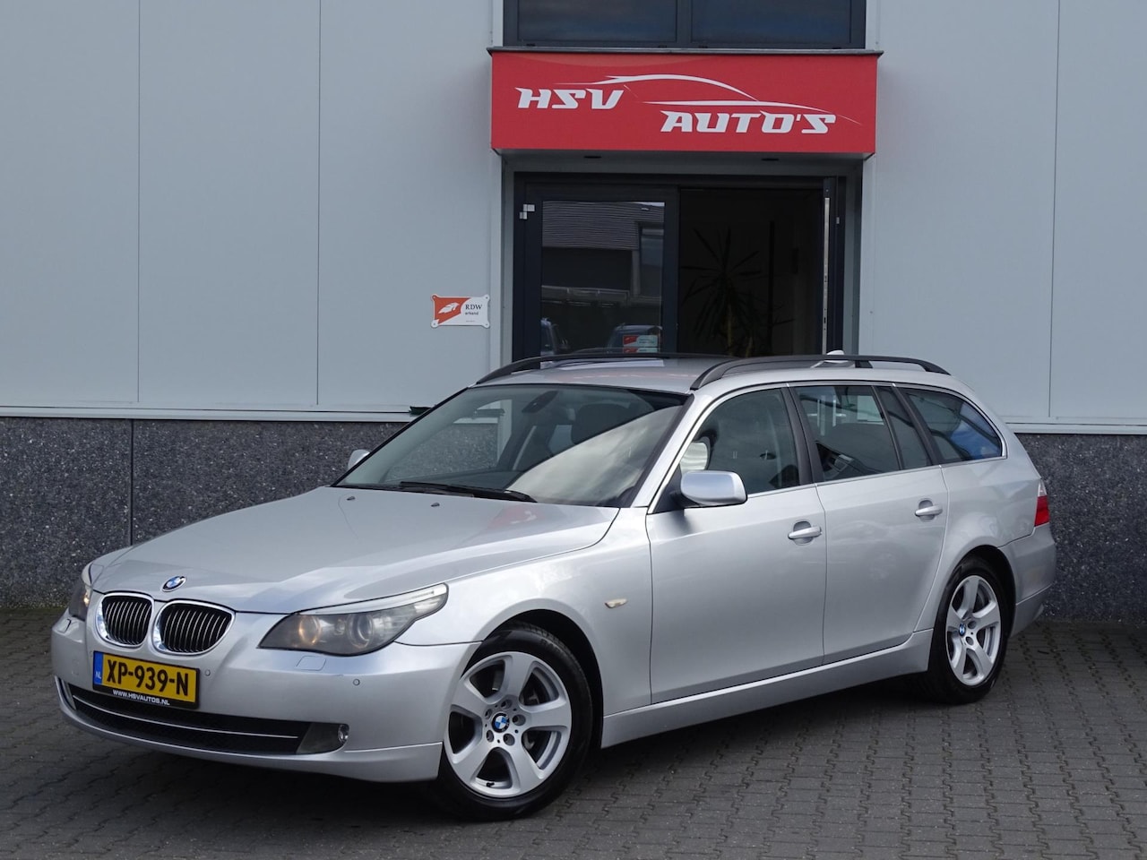 BMW 5-serie Touring - 523i High Executive automaat LCI navigatie - AutoWereld.nl