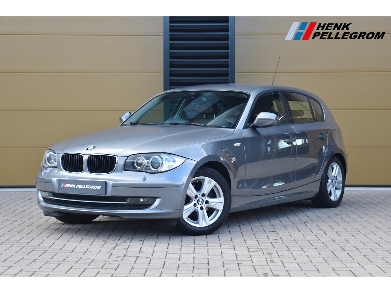 BMW 1-serie - 116i Ultimate Edition * Shadow line * Sportstoelen * Xenon * Leder * - AutoWereld.nl